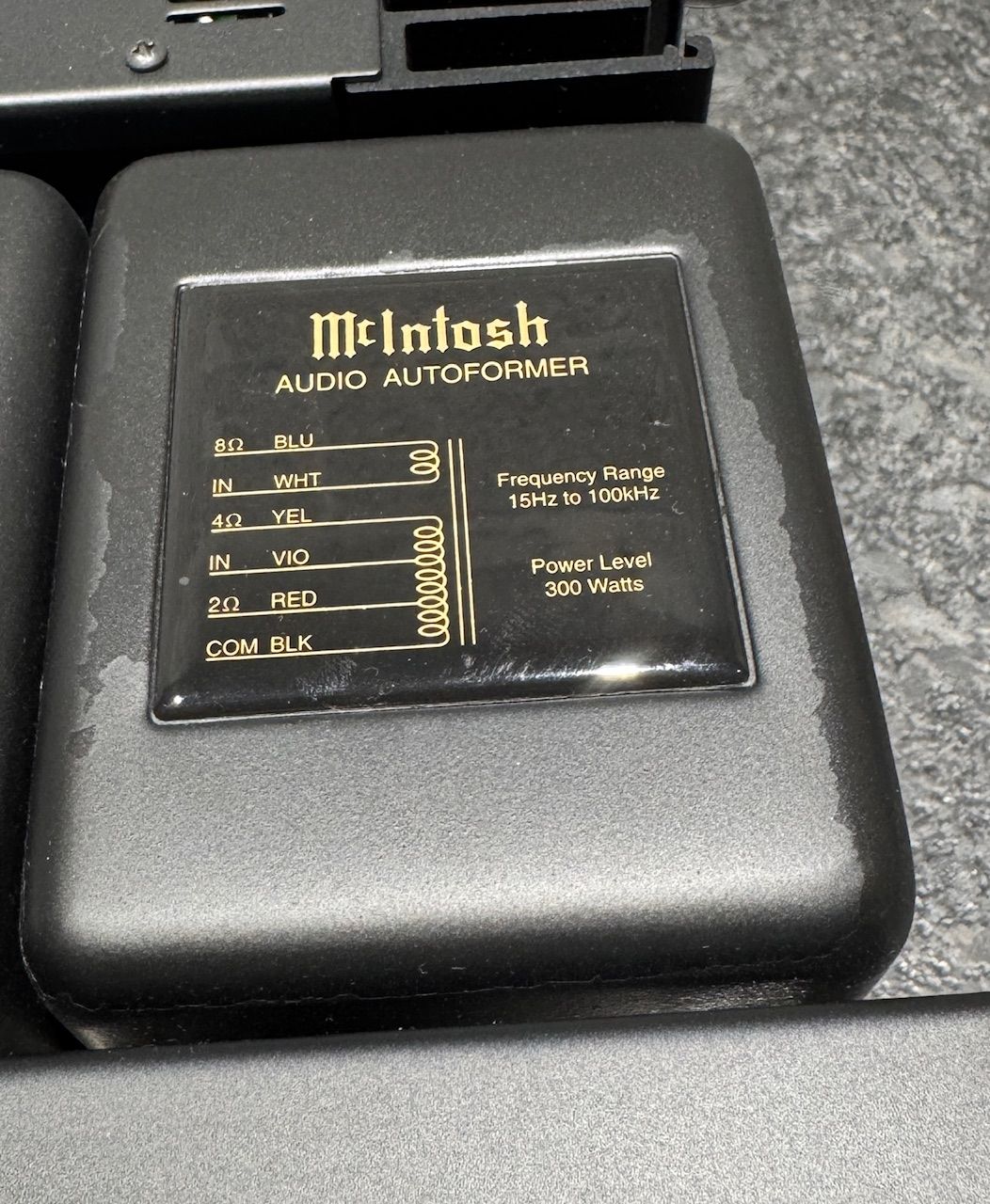 McIntosh MA9500 2-Channel Integrated Amplifier 9