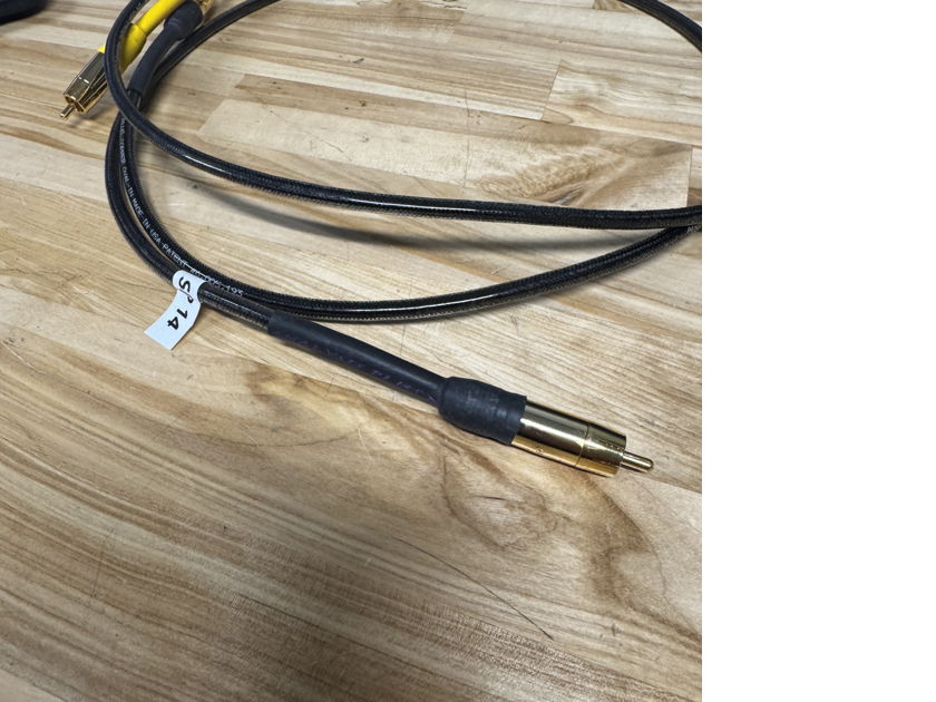 Analysis Plus Copper Oval RCA Interconnects – 1 Meter (Pair)