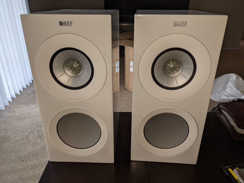 Kef R3