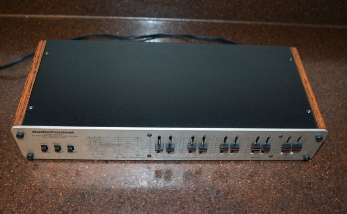 Audio Control D-520 Vintage