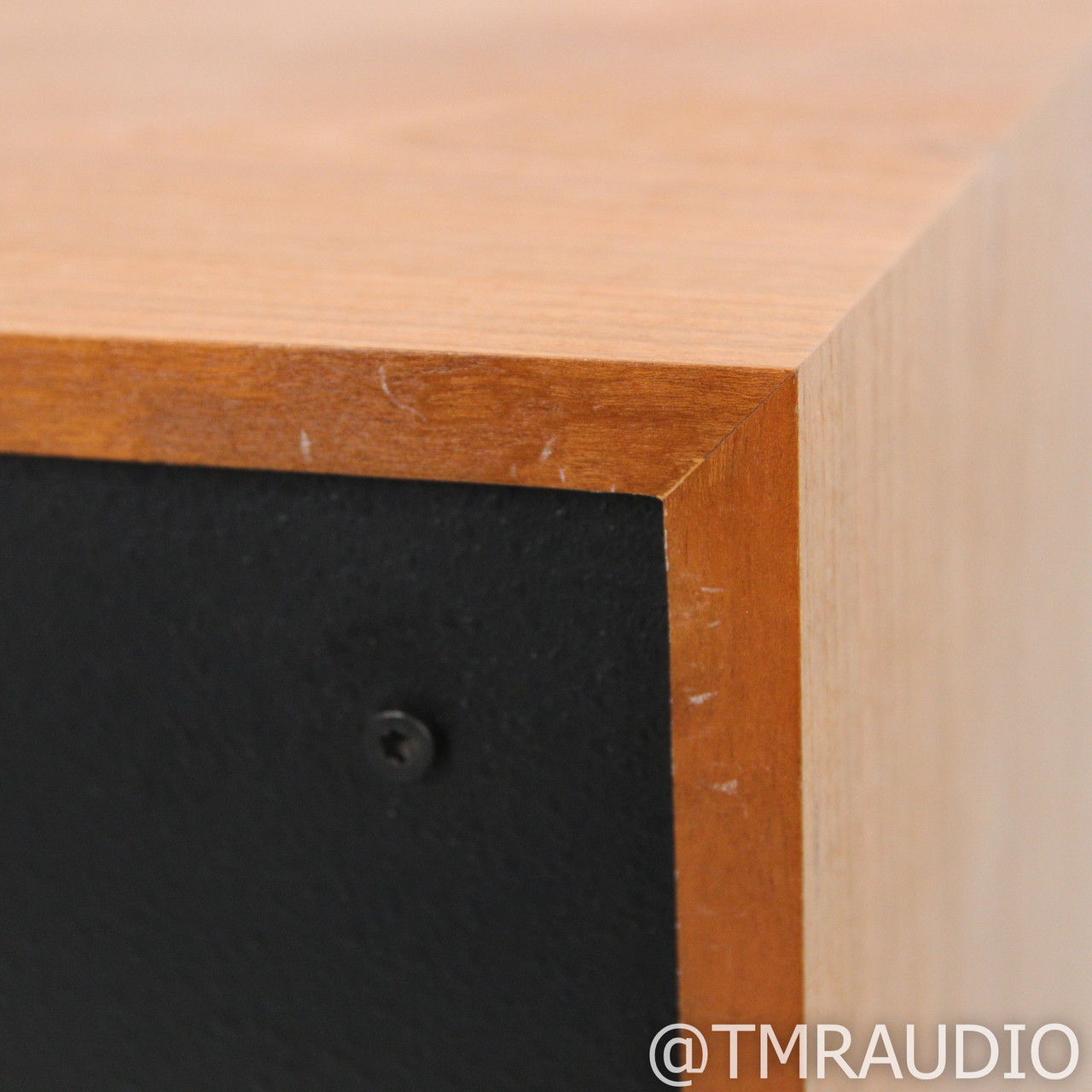 Klipsch Heresy IV Floorstanding Speakers; Natural Cherr... 7