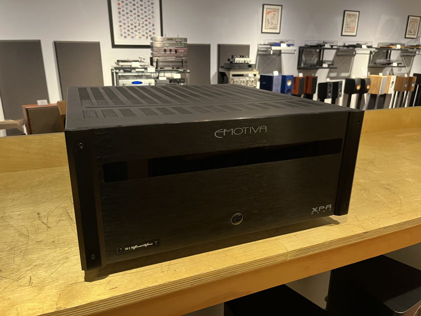 Emotiva XPA-DR2 Gen 3 Stereo Power Amplifier w/ Box & Accessories - Excellent!