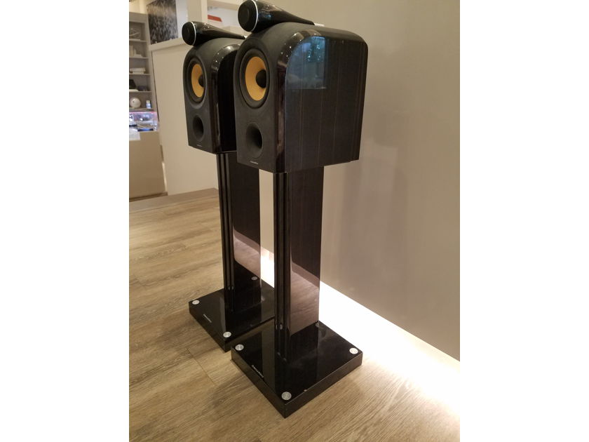 Bowers & Wilkin PM1 Speakers with Stands