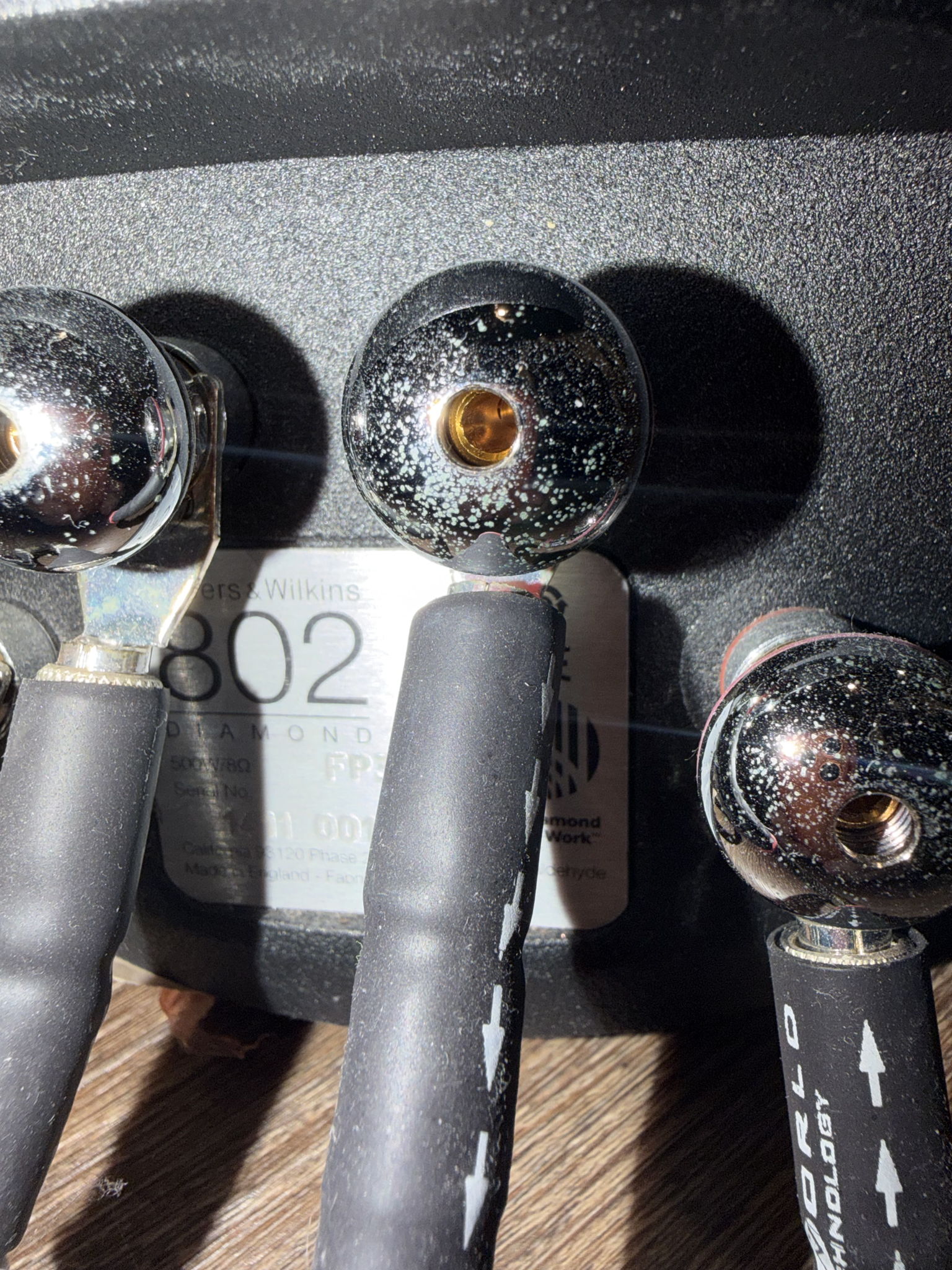 B&W (Bowers & Wilkins) 802D2 3