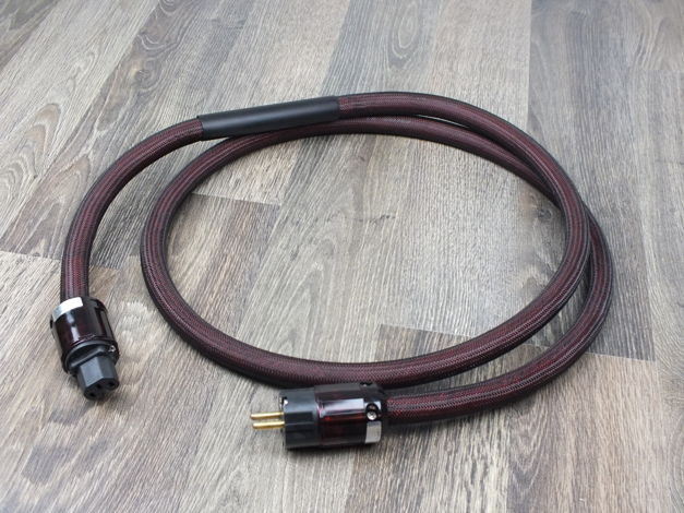 Gryphon VIP Series M5 power cable 2,0 metre