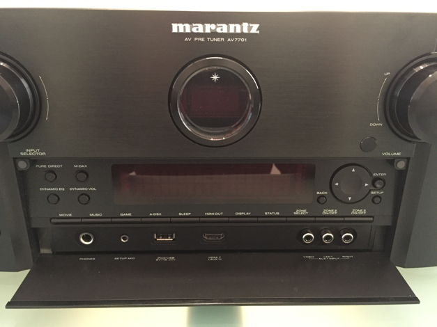Marantz AV-7701 7.2 channel preamp/processor Used