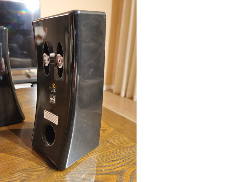 Martin Logan Motion 4 speakers pair (black) Monitors Audiogon