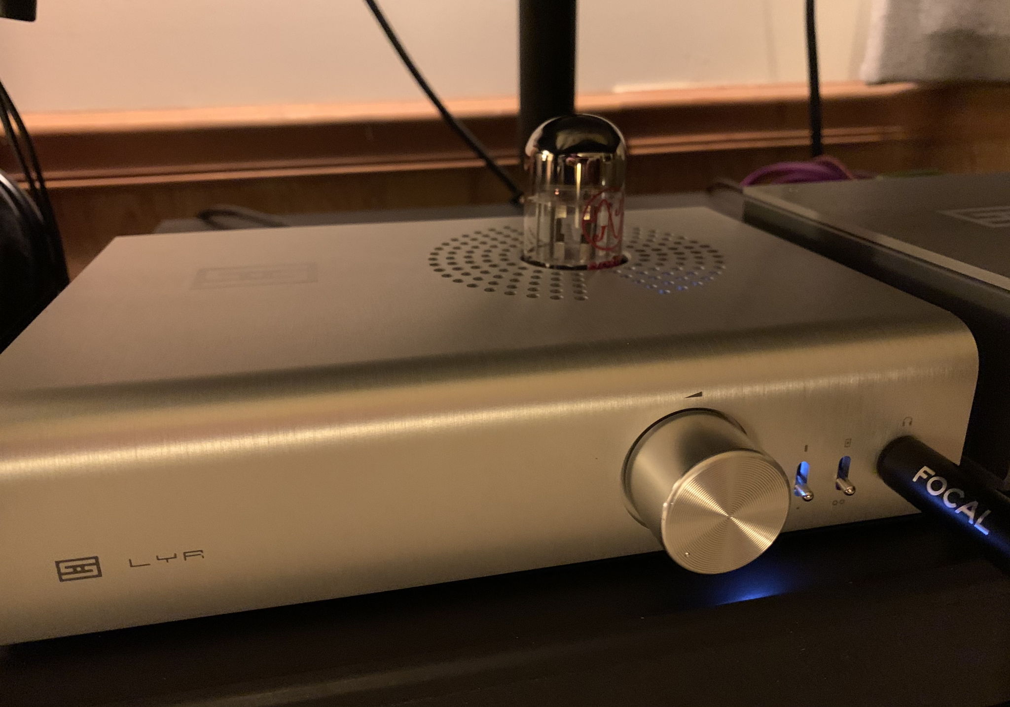 Lyr headphone amp