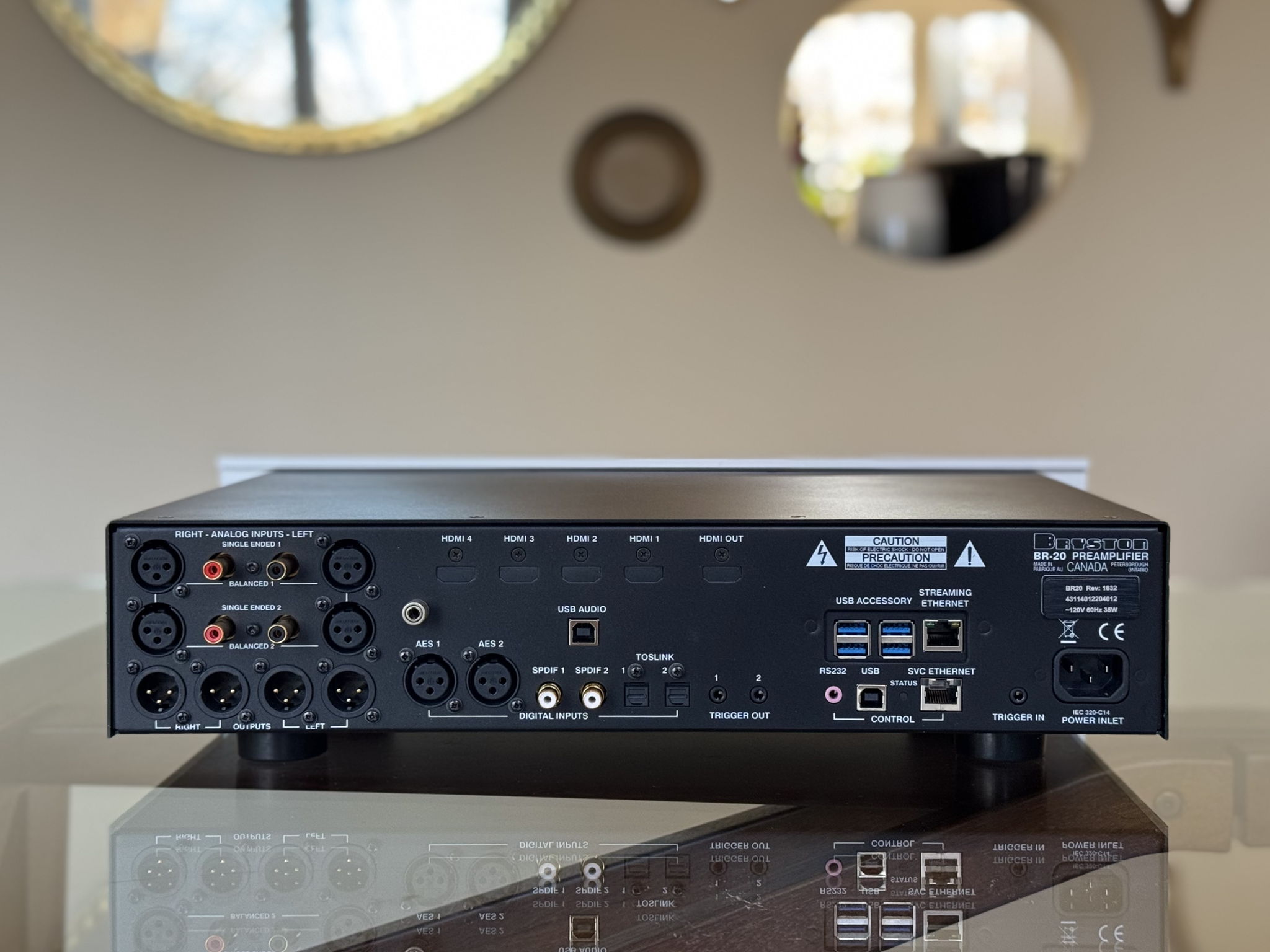 Bryston BR-20 Streamer DAC and Class A Preamplifier, Fr... 2