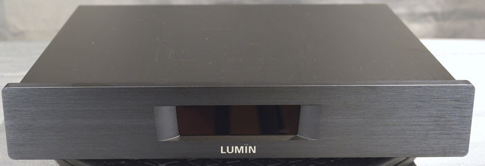 LUMIN D2 - High Resolution Network and Internet Streamer