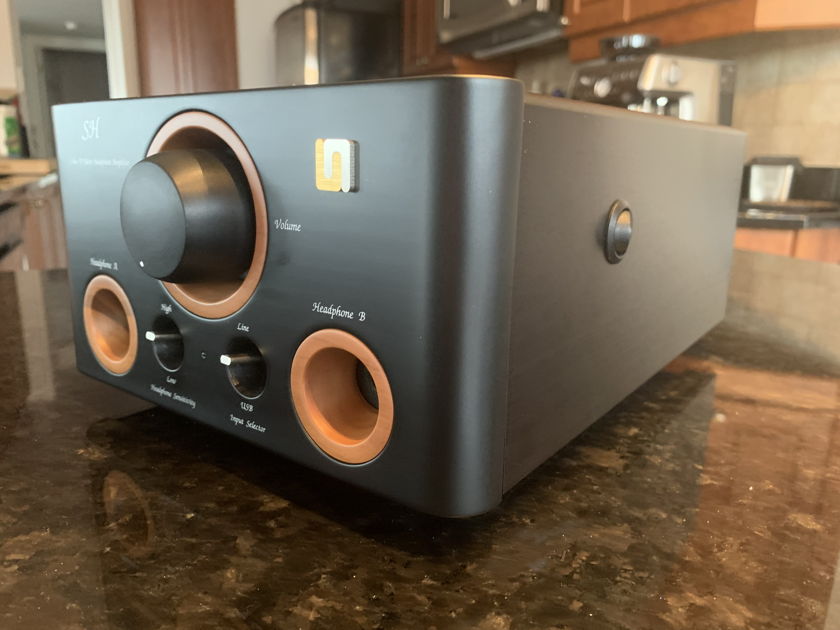 Unison Research SH SH headphone amp Headphone Amps/DACs Audiogon