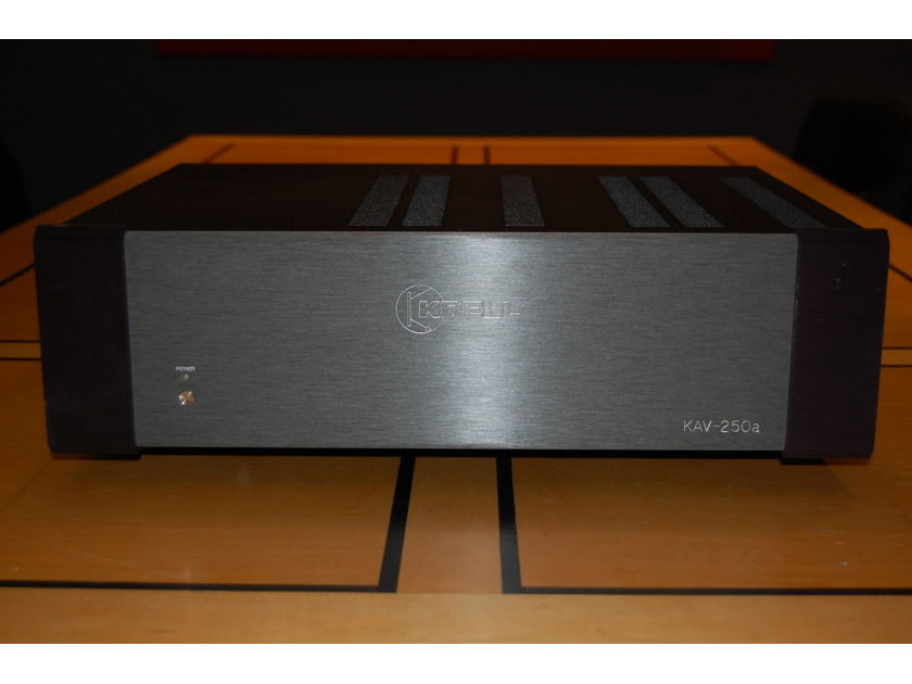 Krell KAV-250a 250 watt/ch stereo amp