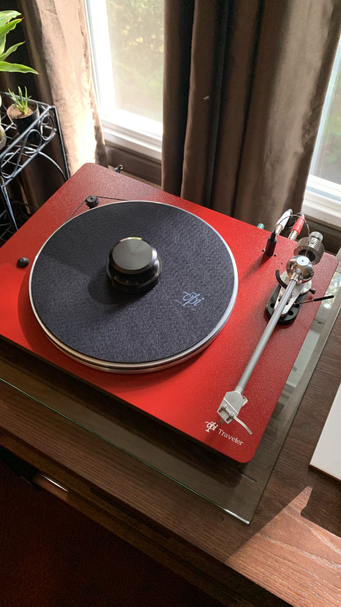 Vpi Traveler