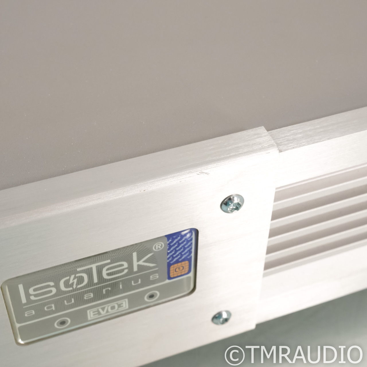 IsoTek Evo3 Aquarius AC Power Line Conditioner (65934) 6