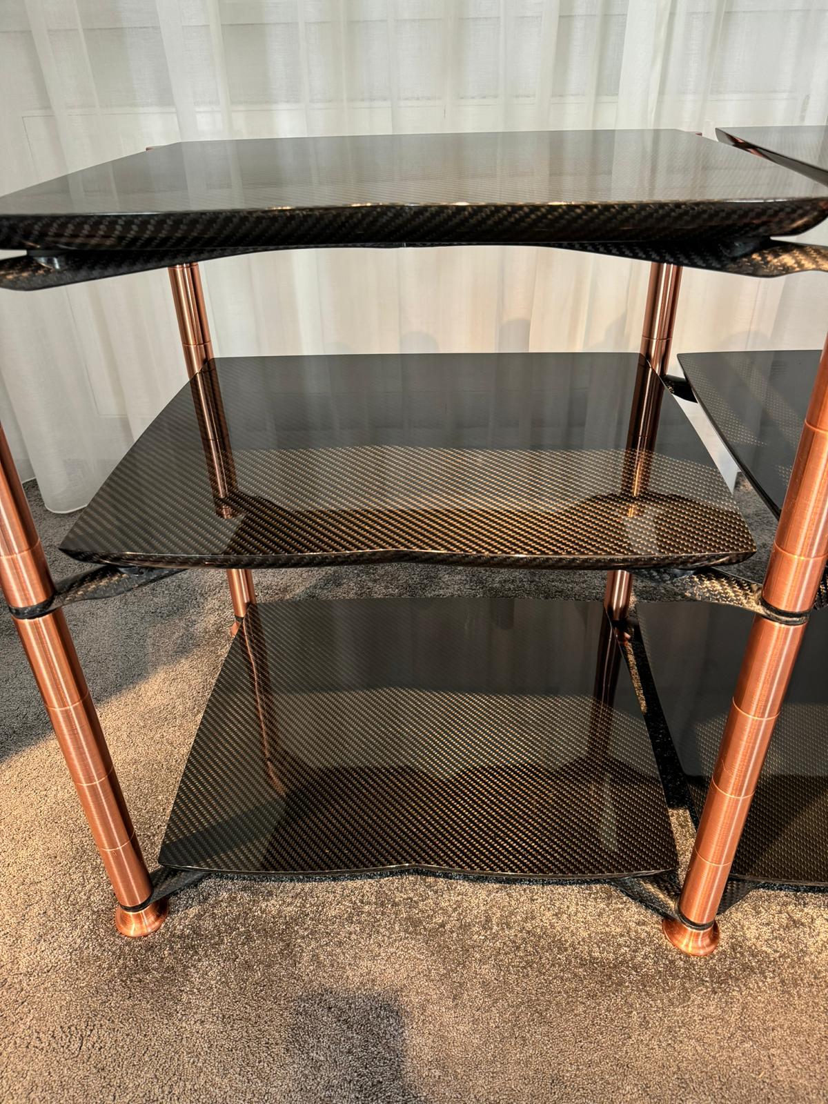 Bassocontinuo Audio Systems Argo Carbon Rack with copper 6