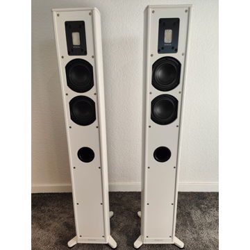 Piega Premium 501 Wireless speakers in white ex demo