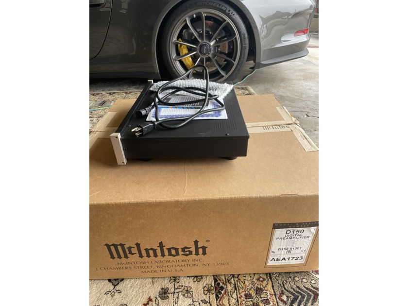 McIntosh D150 - Mint