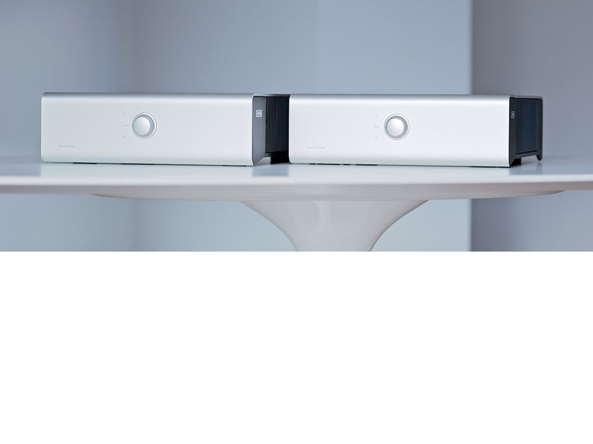 Soulution 501 Mono Amplifiers