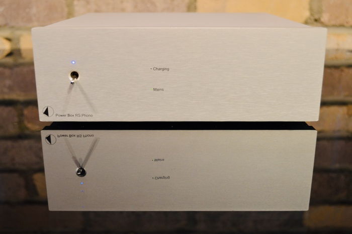 Pro-Ject Audio Systems Power Box RS Phono - Silver