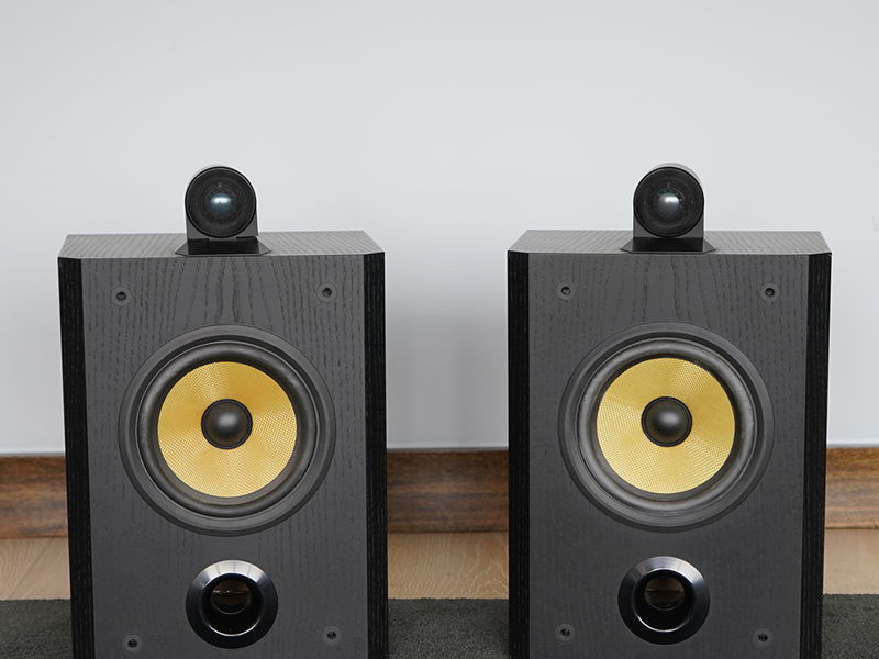 Bowers & wilkins 805 sales matrix