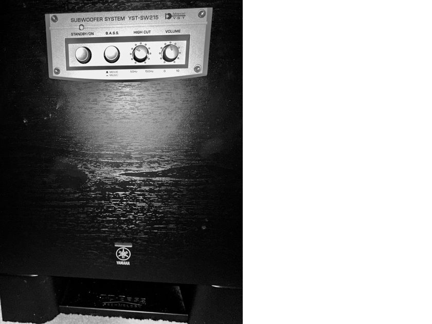 商品画像：YAMAHA YST-SW215 Powered Subwoofer System Surround Sound 3