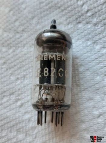 Siemens (E82CC) Very rare Triple Mica,single low noise ...