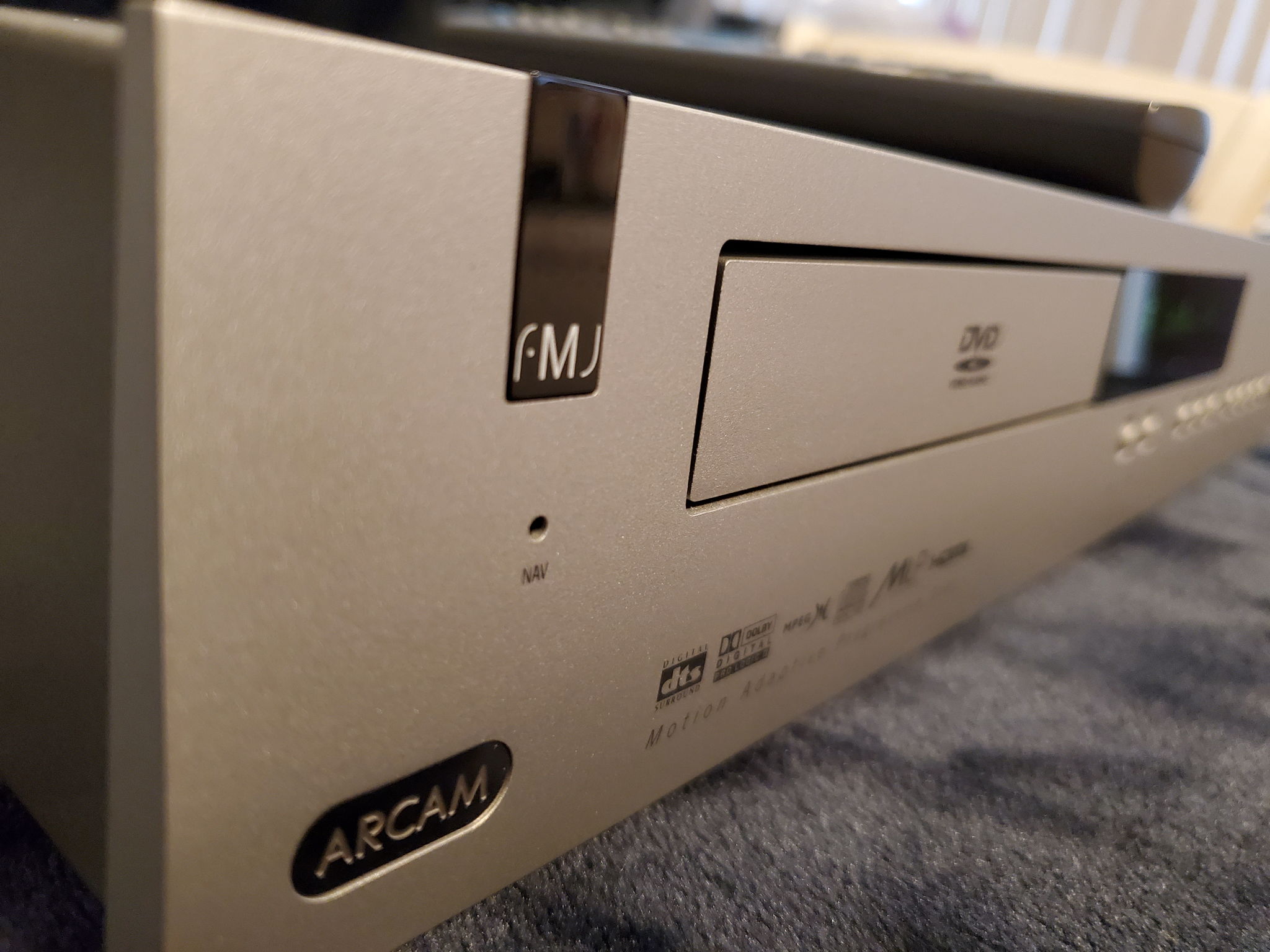 Arcam DV29 ($3250) REFERENCE CLASS disc player($3250 re... 9