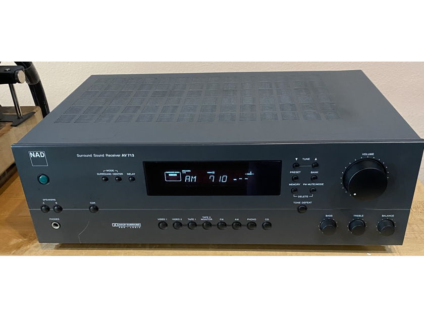 NAD AV-713 Stereo Receiver with Remote