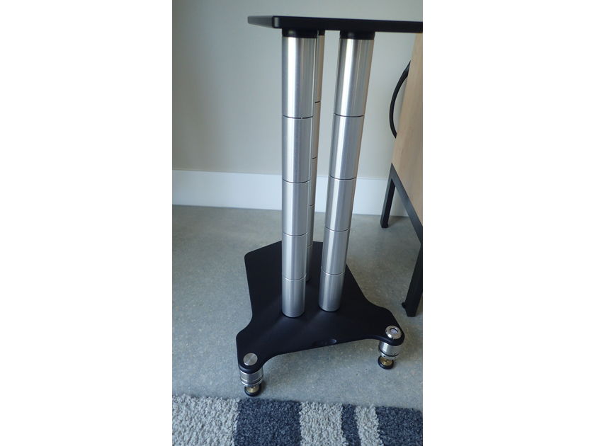 Track Audio Precision 600 speaker stands, 7" x 11" top plates