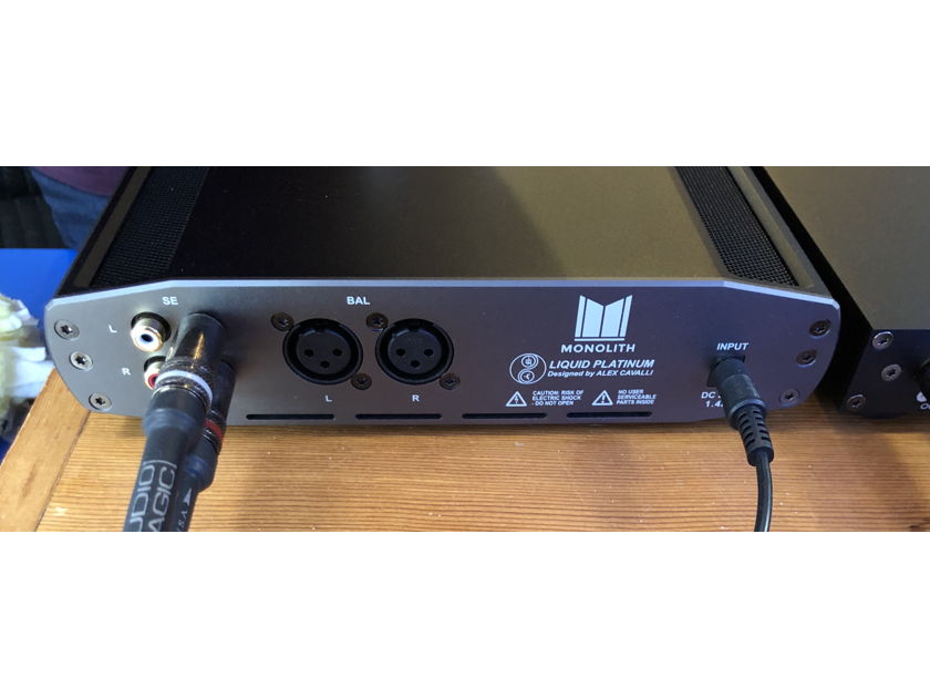 Monoprice Monolith Liquid Platinum Headphone Amplifier by Alex Cavalli