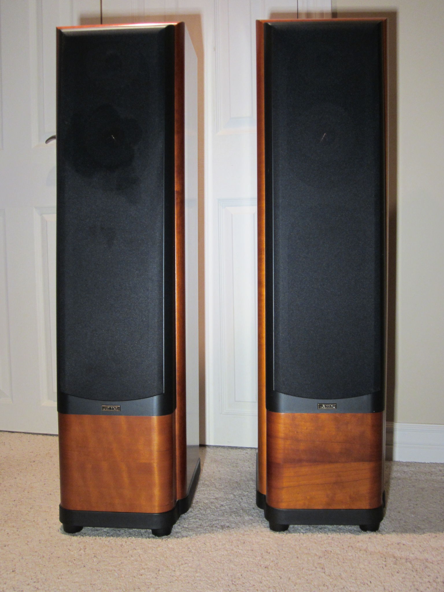 Concert speakers best sale for sale