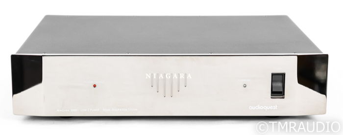 AudioQuest Niagara 3000 AC Power Line Conditioner (1/1)...