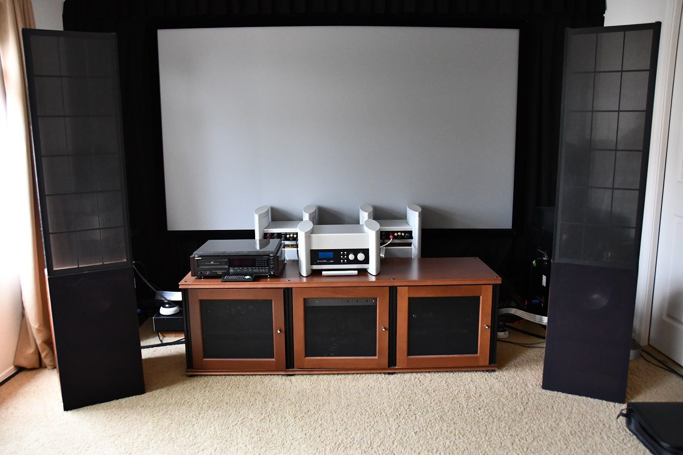 Sanders Electrostat Theater and Hifi