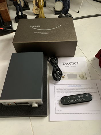 Weiss DAC202 D/A Converter with USB and Firewire