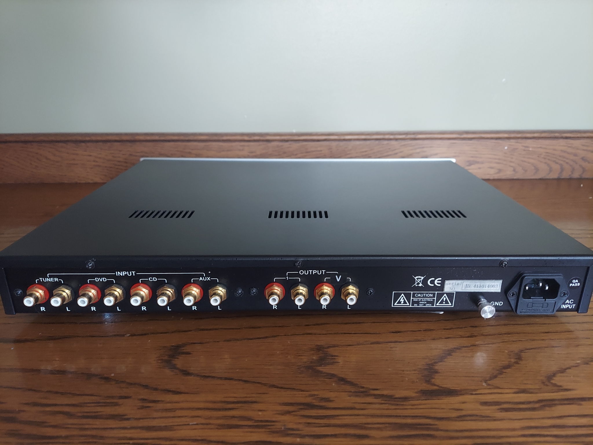 Jolida JD 5T Tube Preamplifier w/ Remote 2