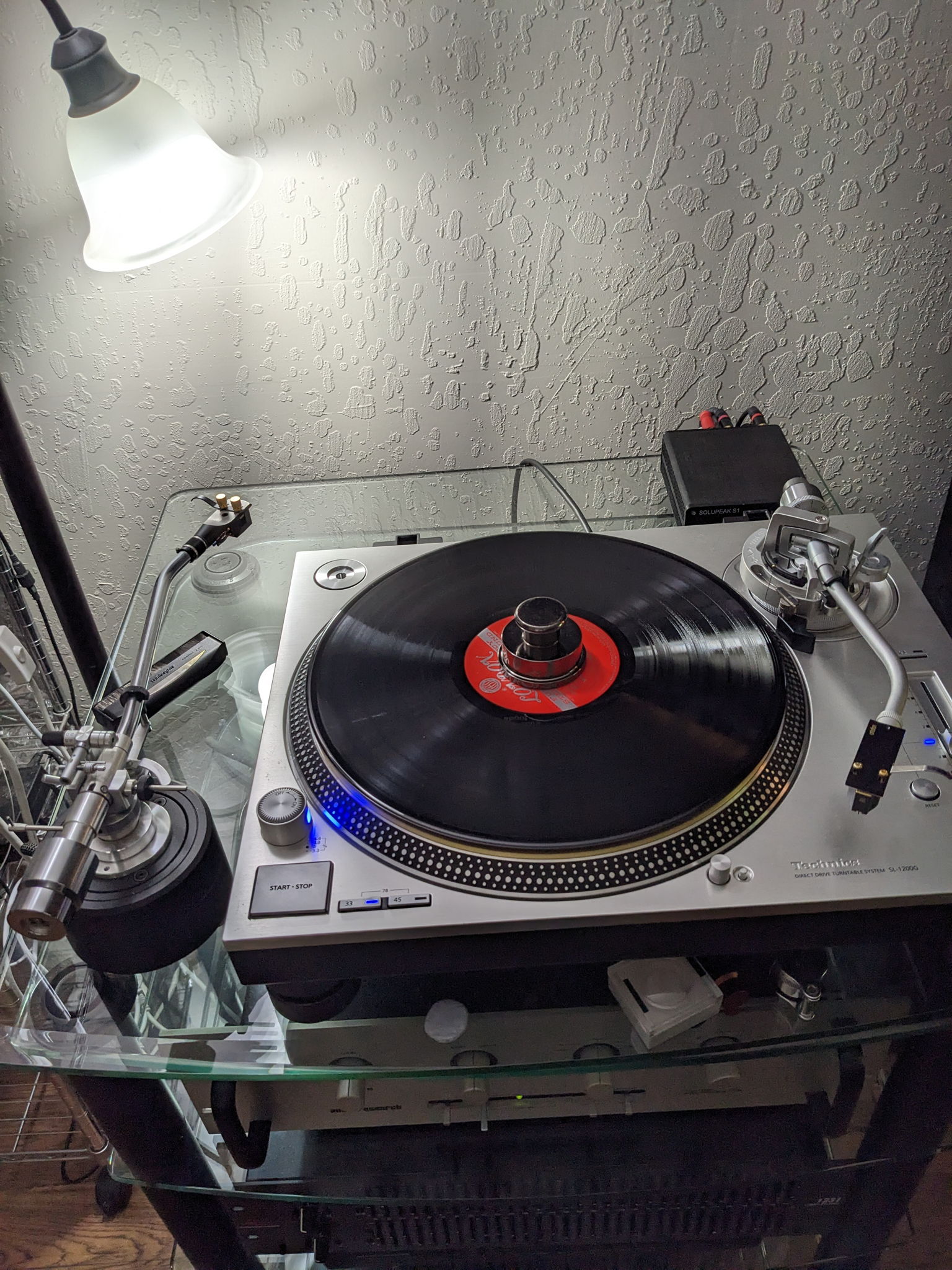 SL-1200G Close Up