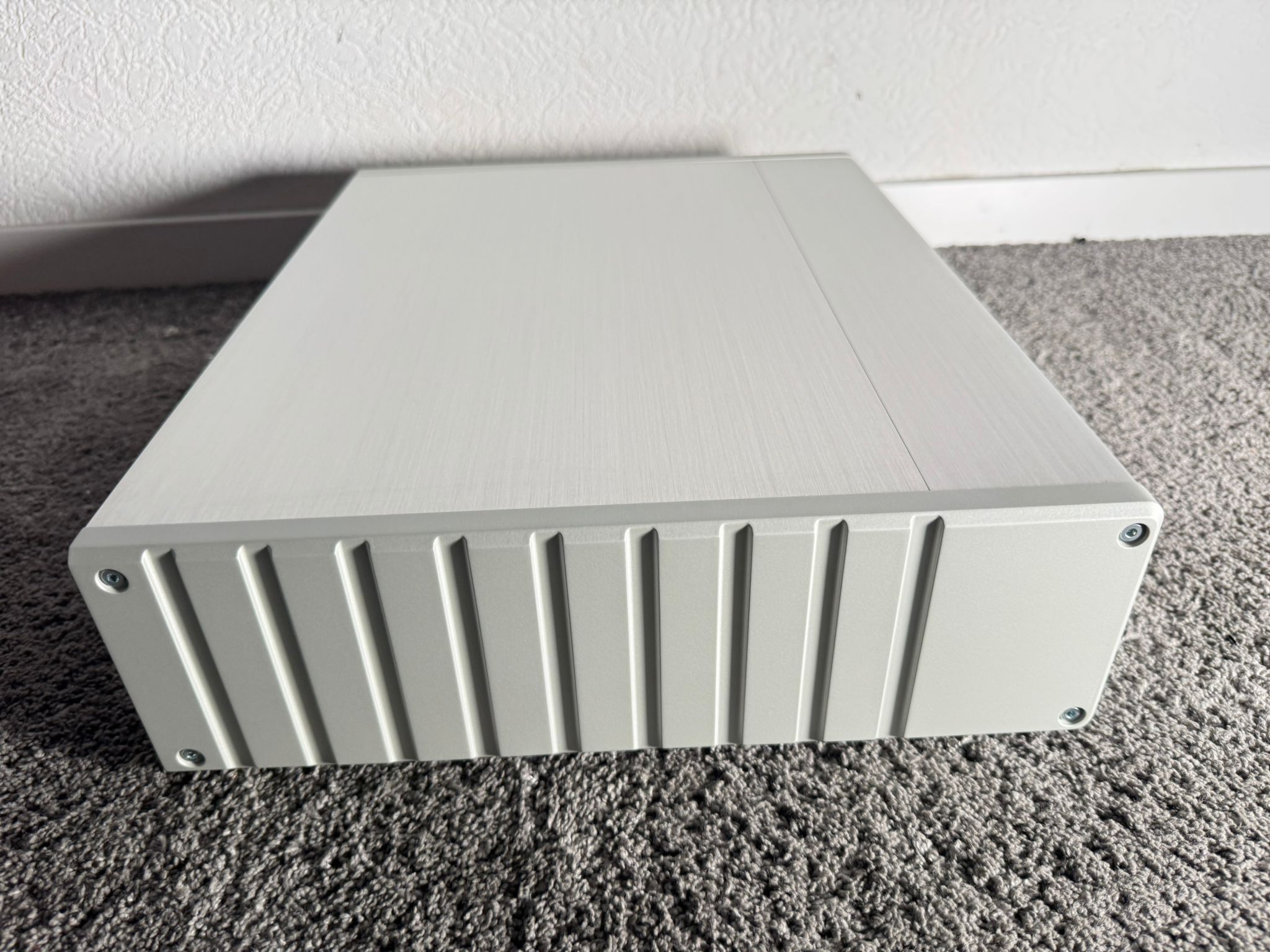 T+A Elektroakustik PA 1000 E integrated amplifier in si... 9