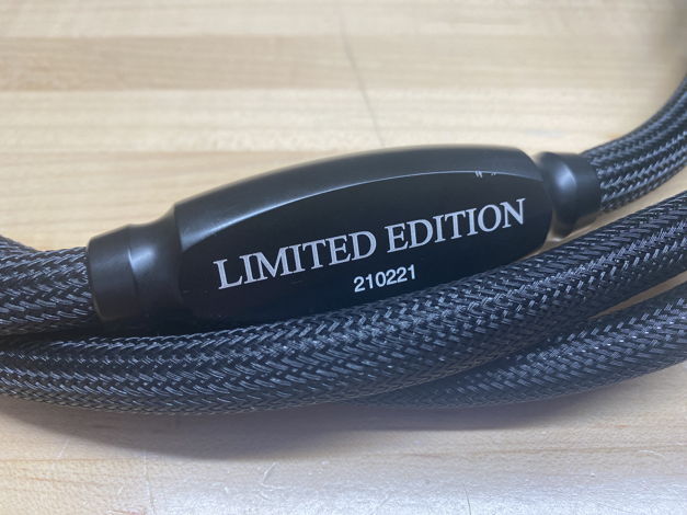 Echole Cables Limited Edition Power Cable 7' 15 Amp IEC