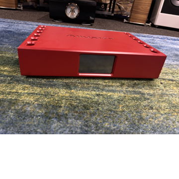 Alluxity Int One MK II in Red