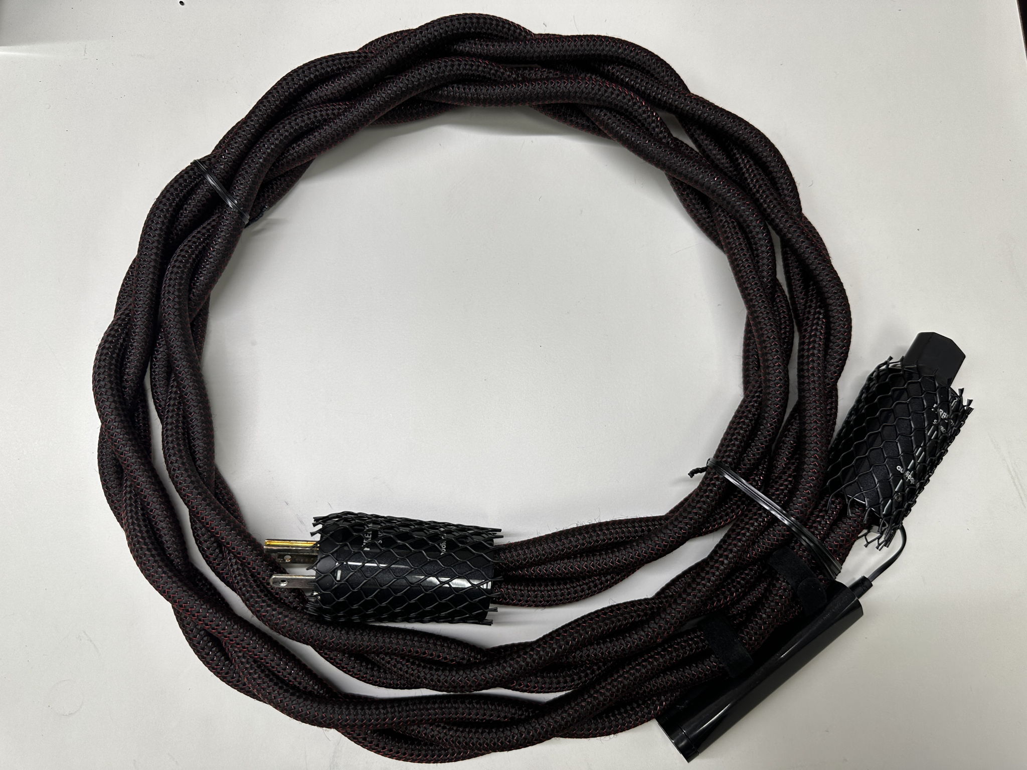 Audioquest Firebird Source  Power Cable, 2m 15amp (Brai...