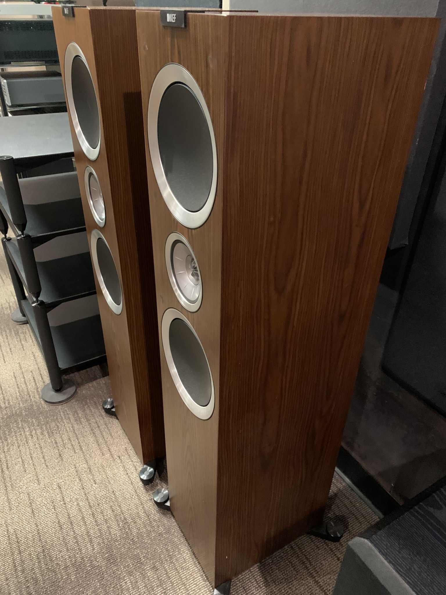 KEF R900 3