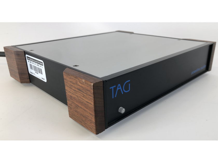 TAG (Technik Avant Garde) Audio Powerline Purifier - Black Chassis