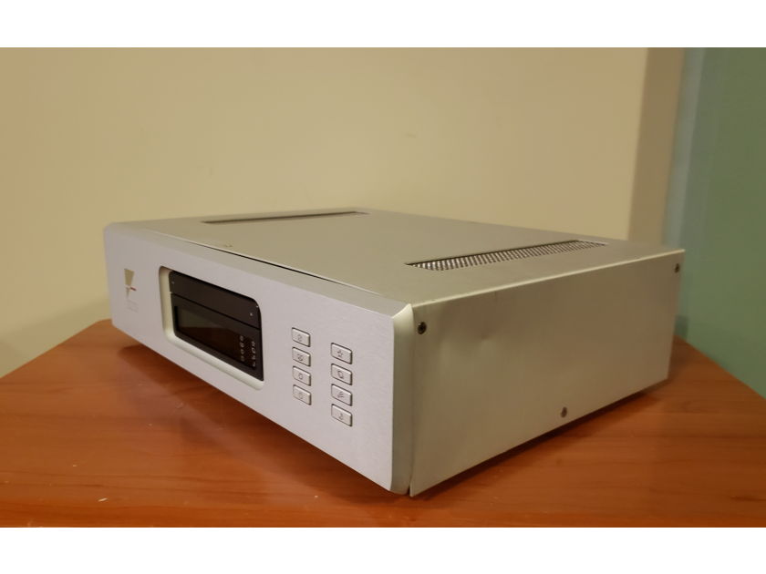 Ayre Acoustics AX-7 Stereo Integrated Amplifier.