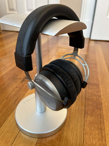 Beyerdynamic T1 2nd generation headphones For Sale | Audiogon