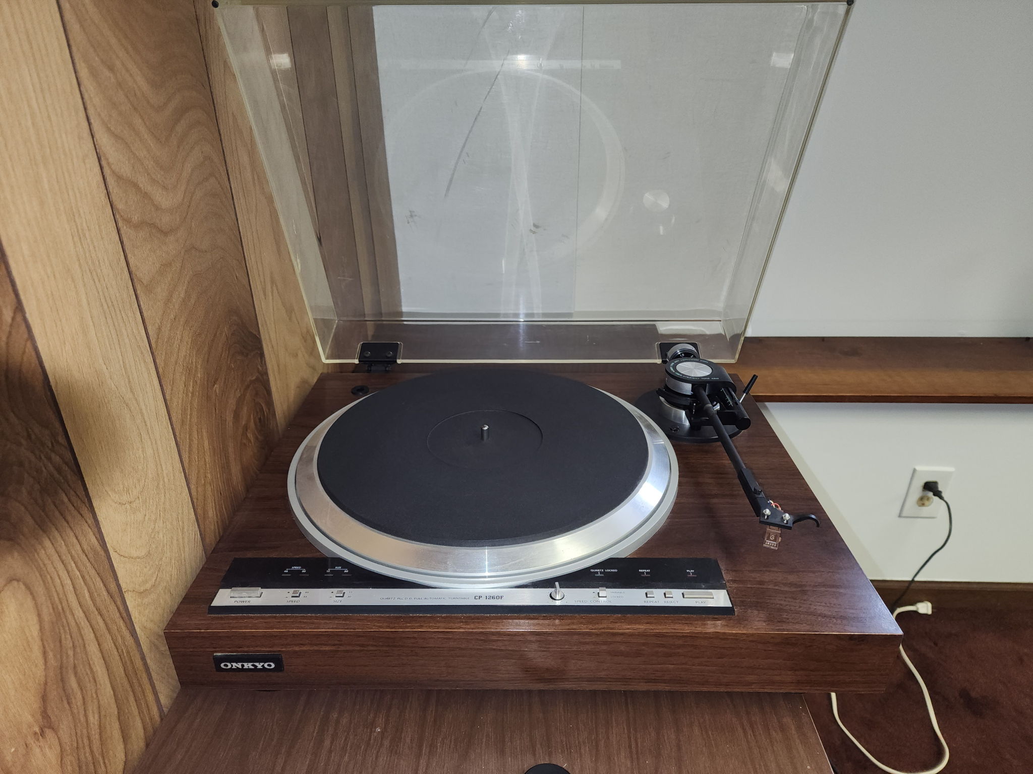 Onkyo Turntable CP 1260