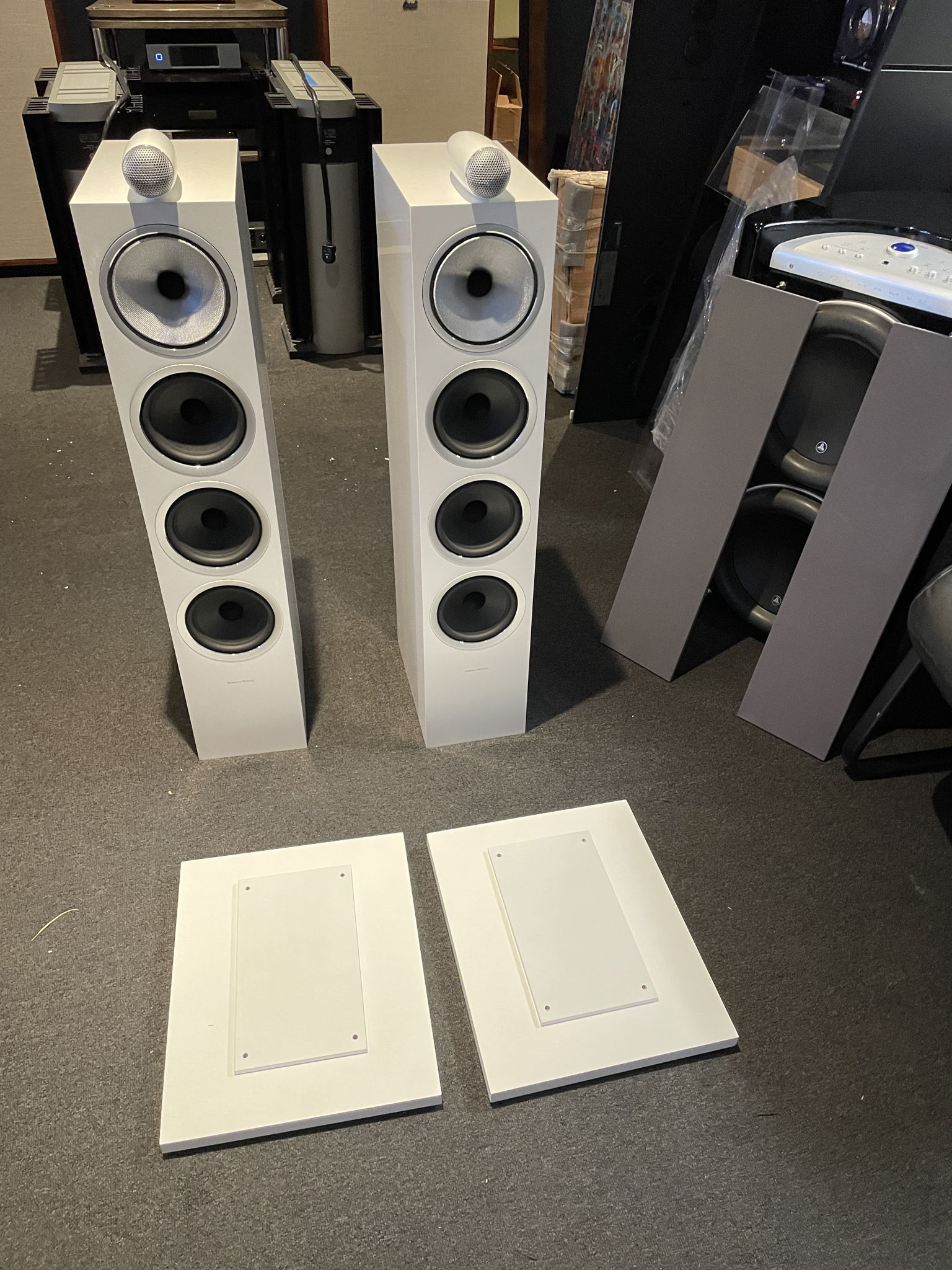 B&W (Bowers & Wilkins) 702 S2 local pickup 8