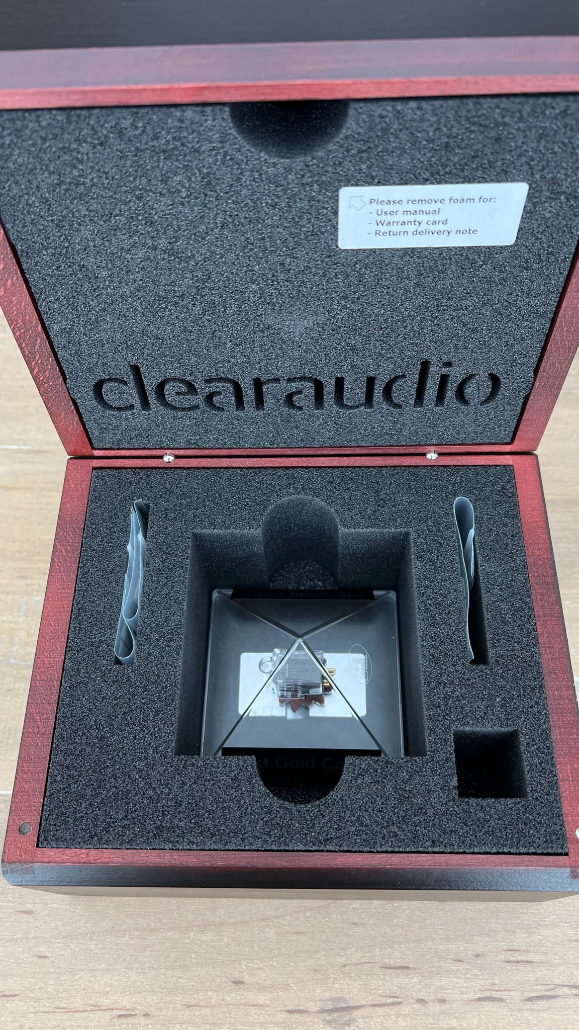 Clearaudio Jubilee Panzerholz V2.1 MC Cartridge - FREE ... 2