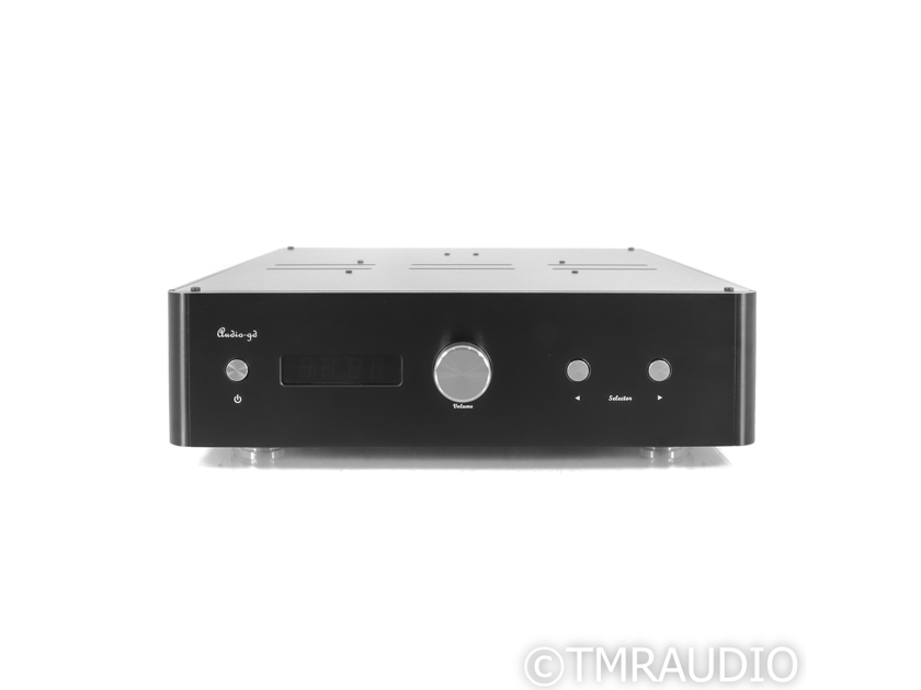 Audio-GD HE-1 Stereo Preamplifier; HE1; Solid State (57360)
