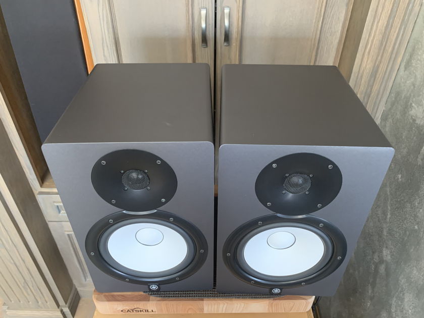 Yamaha hs8 grey online