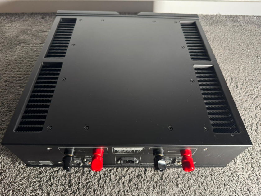 Vitus Audio SS-010 integrated amplifier in black